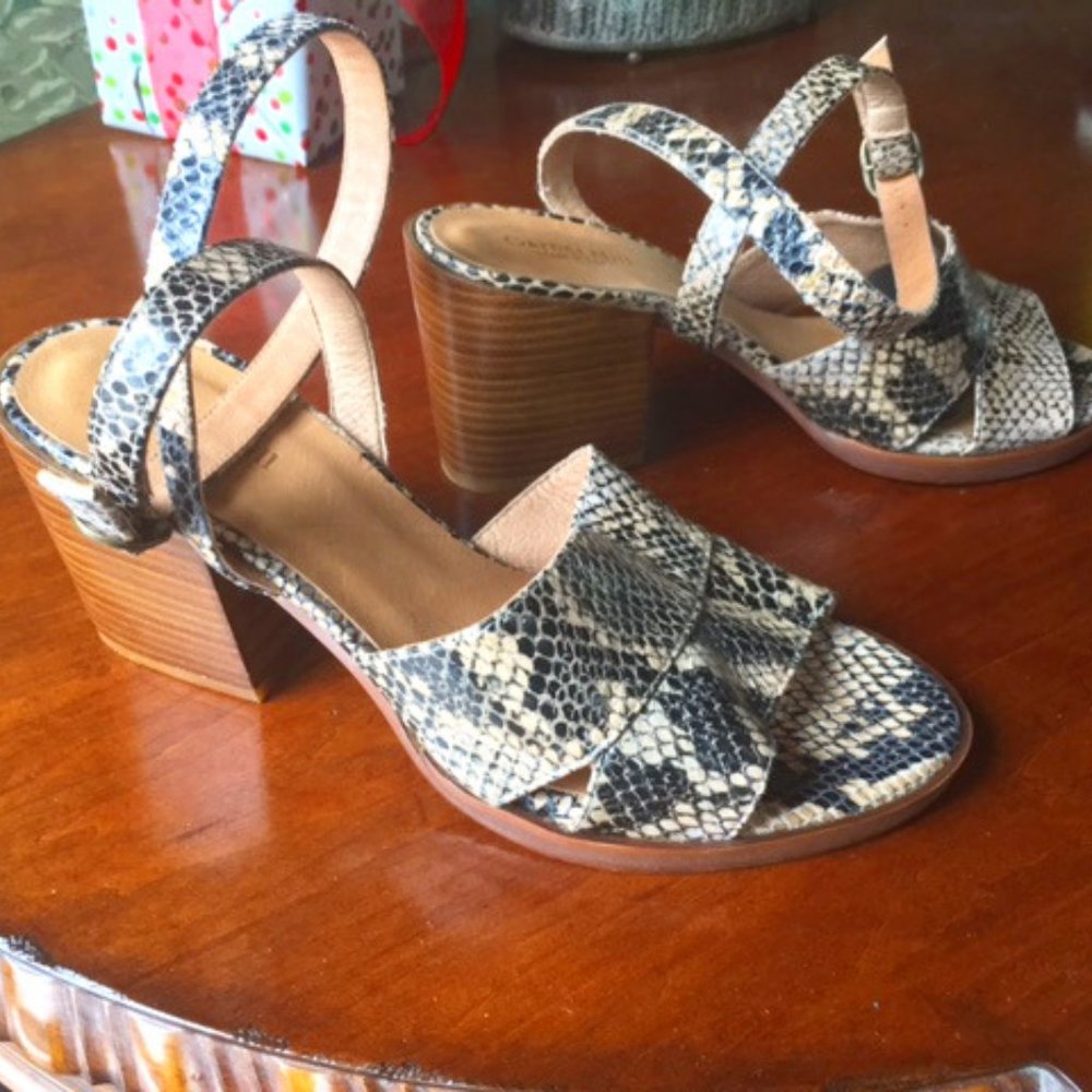 Reptile-look High-heeled Sandals